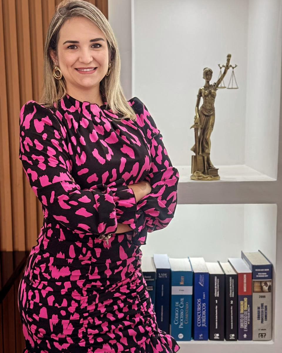 Dra. Ravenne Mendonça Viana